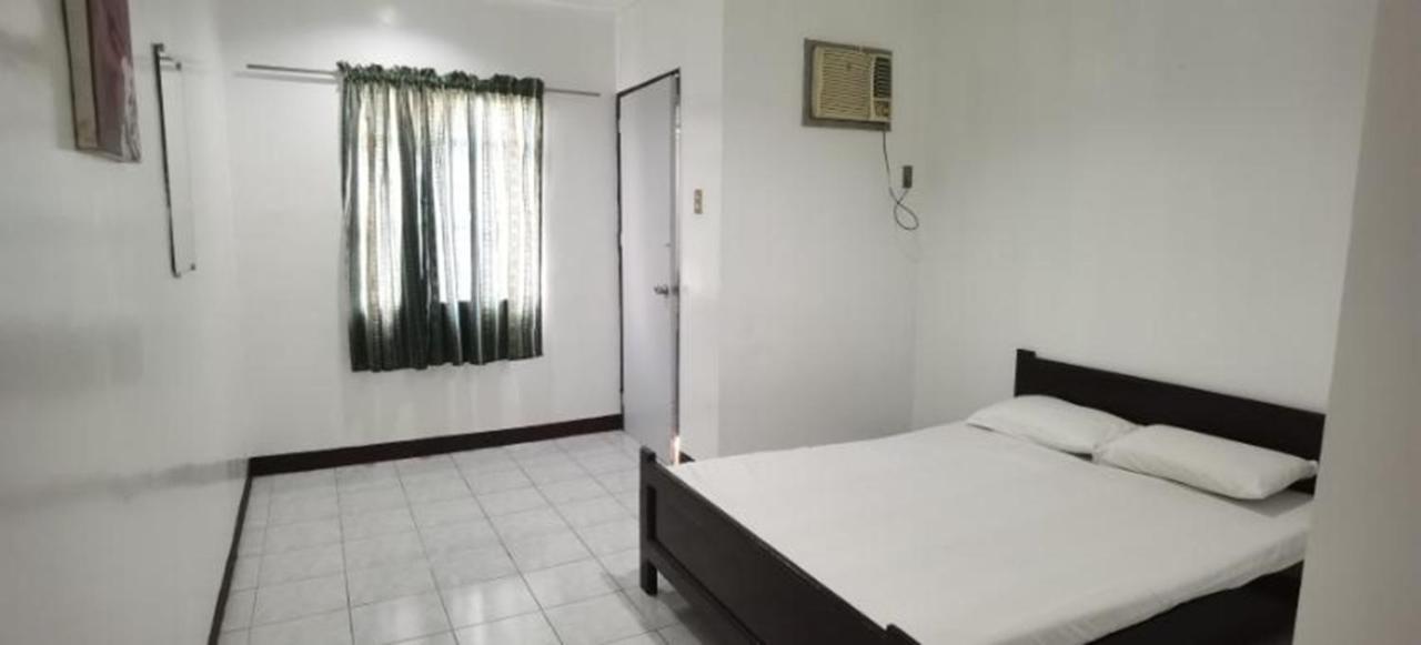 Ridge Park Hotel San Pablo Room photo